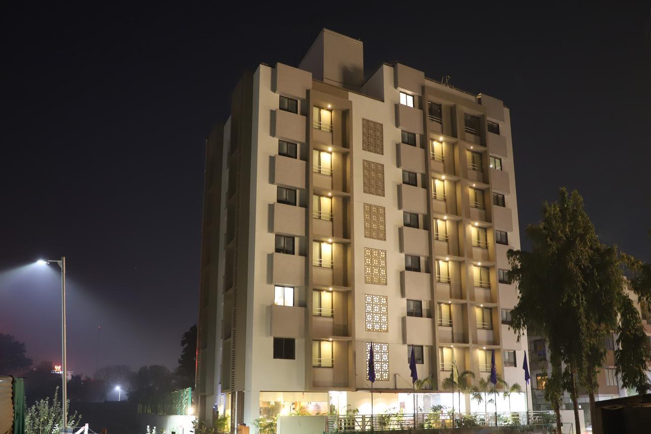 Ebony Residency Hotel Ahmedabad Exterior photo